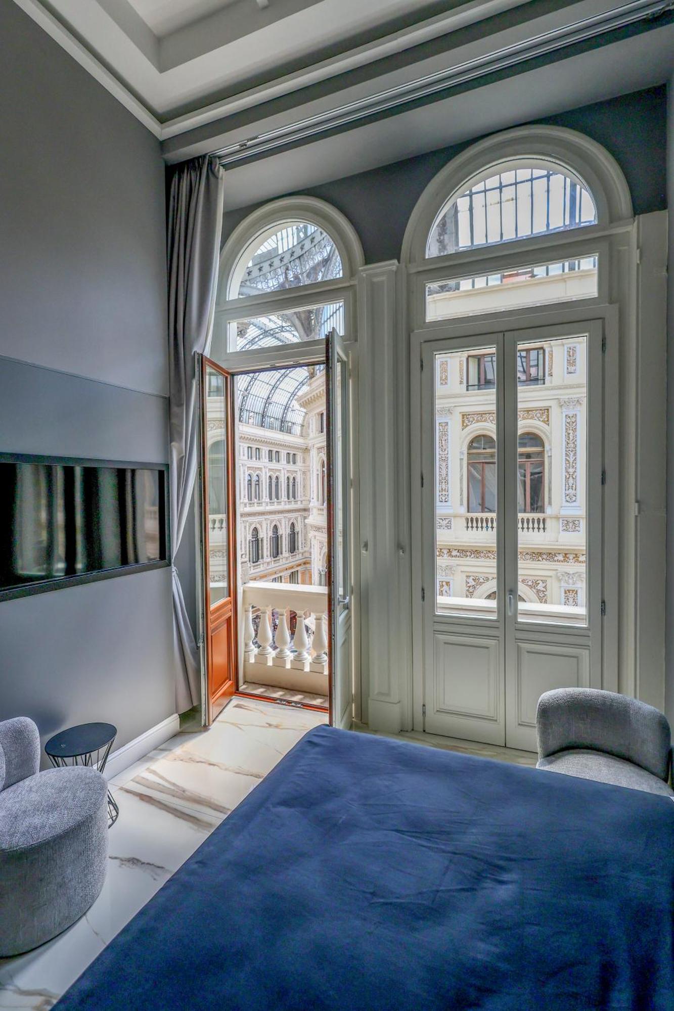 Maison San Carlo Luxury Suites Naples Exterior photo