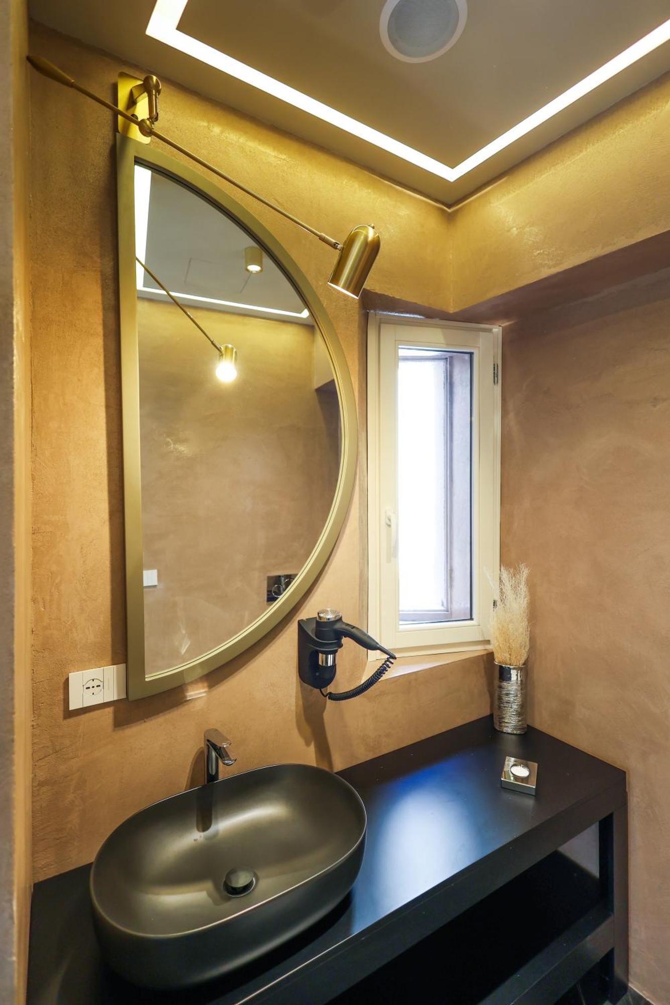 Maison San Carlo Luxury Suites Naples Exterior photo